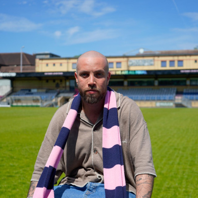 Midfielder Samir Carruthers signs for the Hamlet