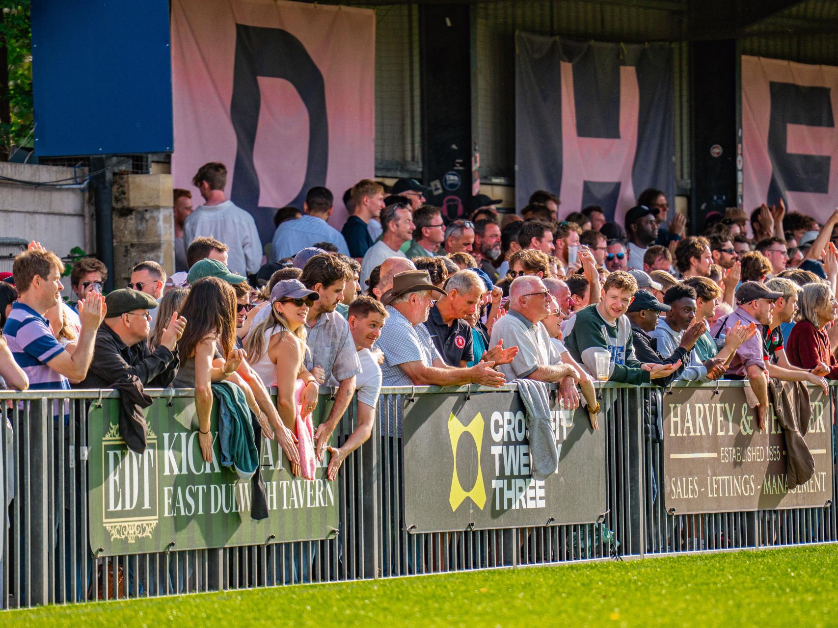 IMAGE | Keely Man Countdown begins to showdown with league leaders Brentwood Town