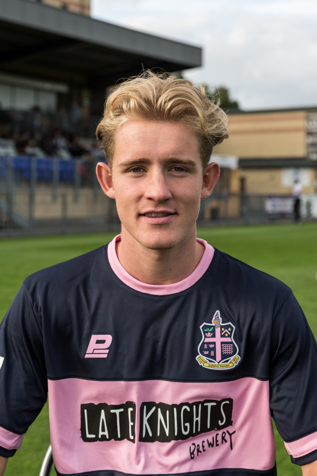 Charlie Penny to extend loan stay with Merstham FC
