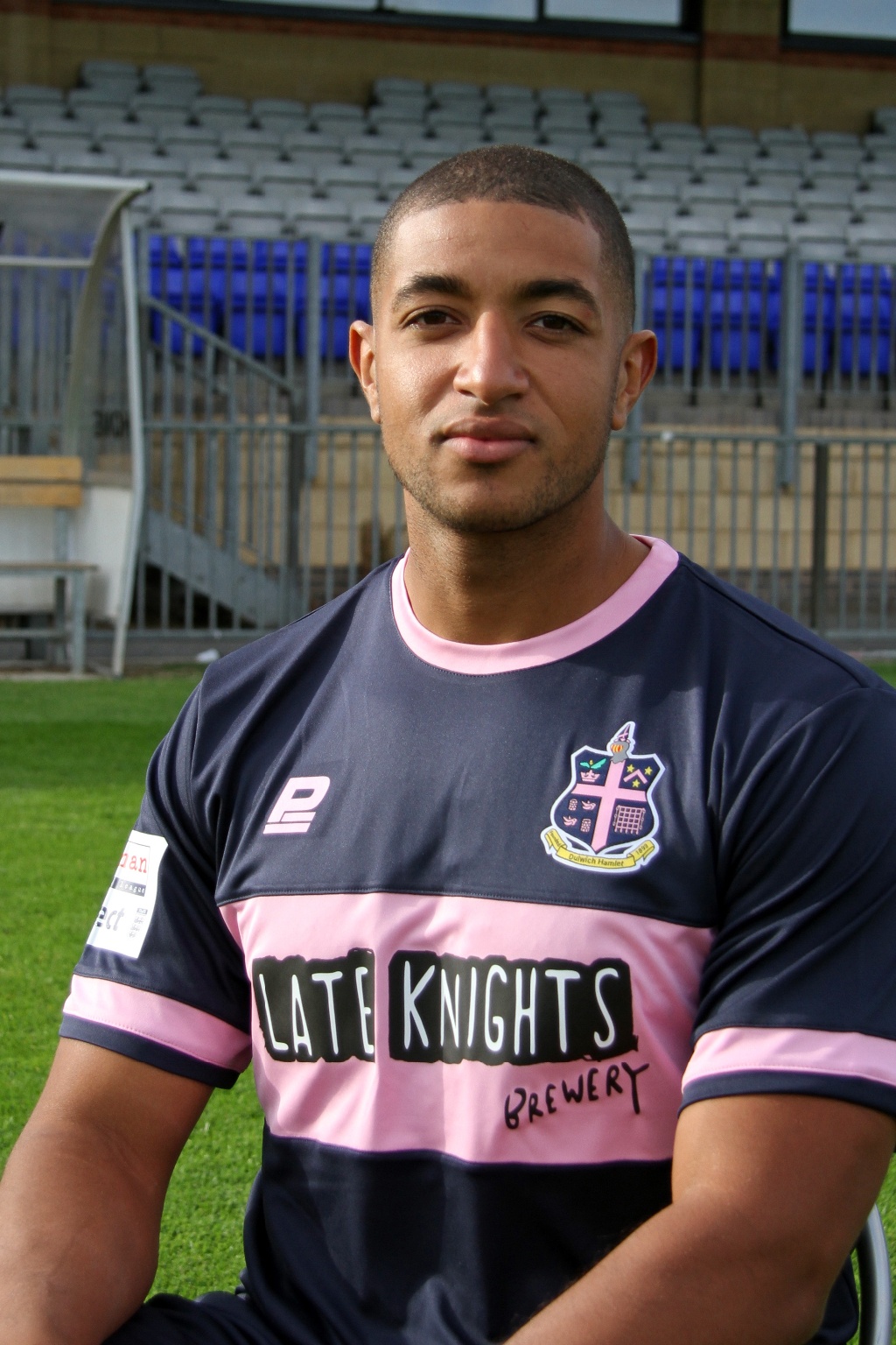 Jacob Erskine makes loan move to Cray Wanderers