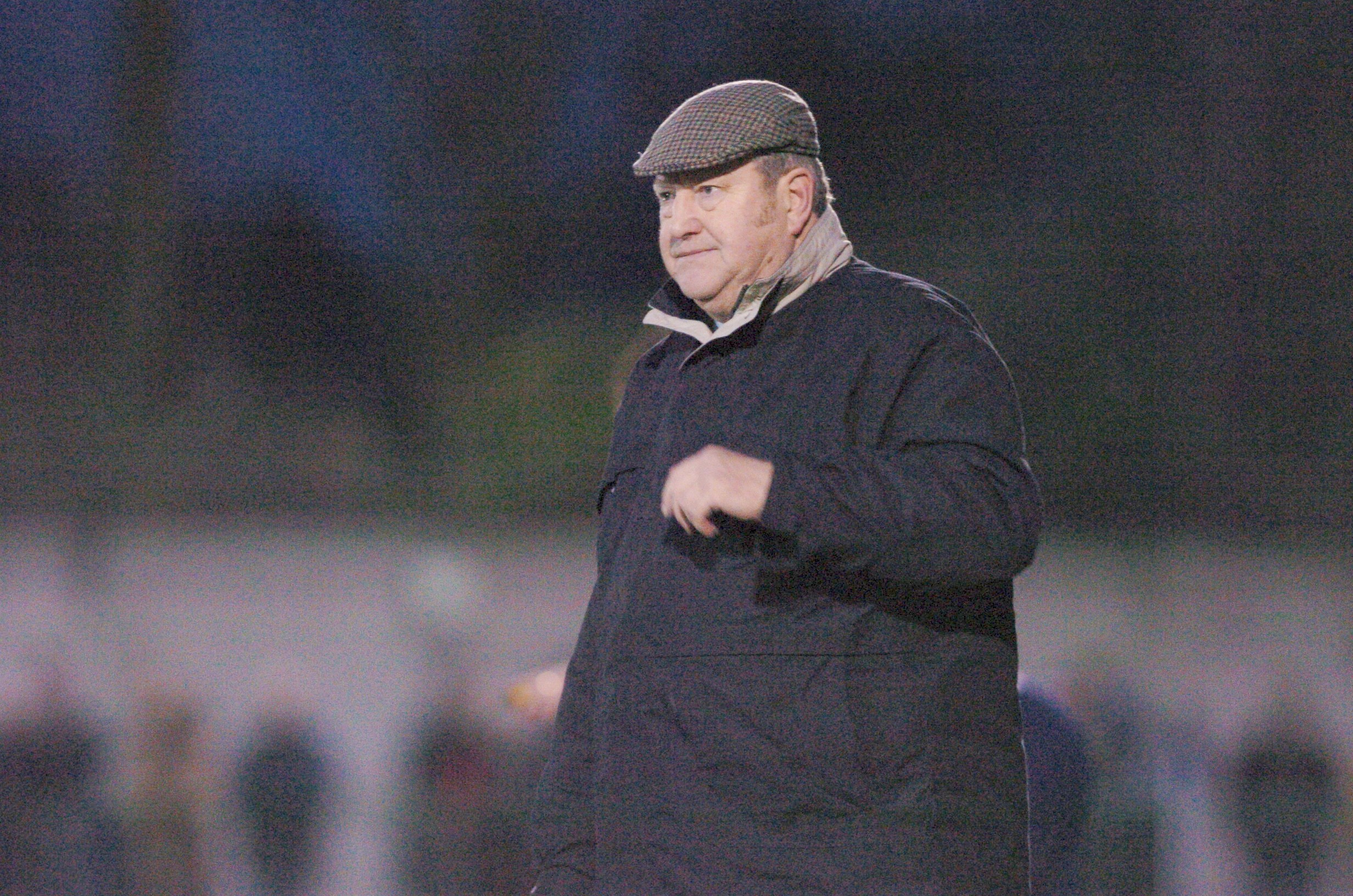 Long Serving Dulwich Hamlet Secretary Stands Down