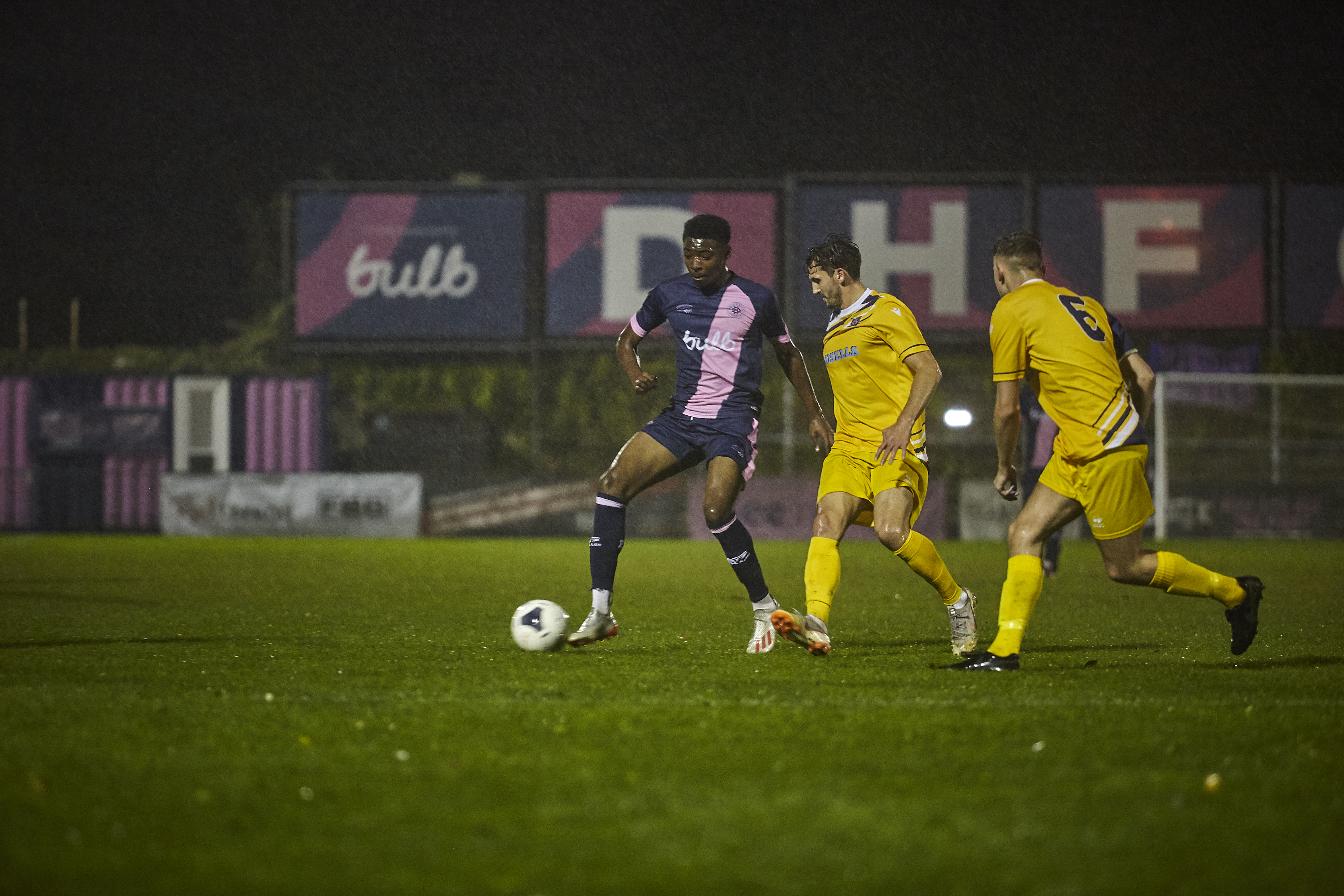 Jamie Splatt joins Merstham on loan