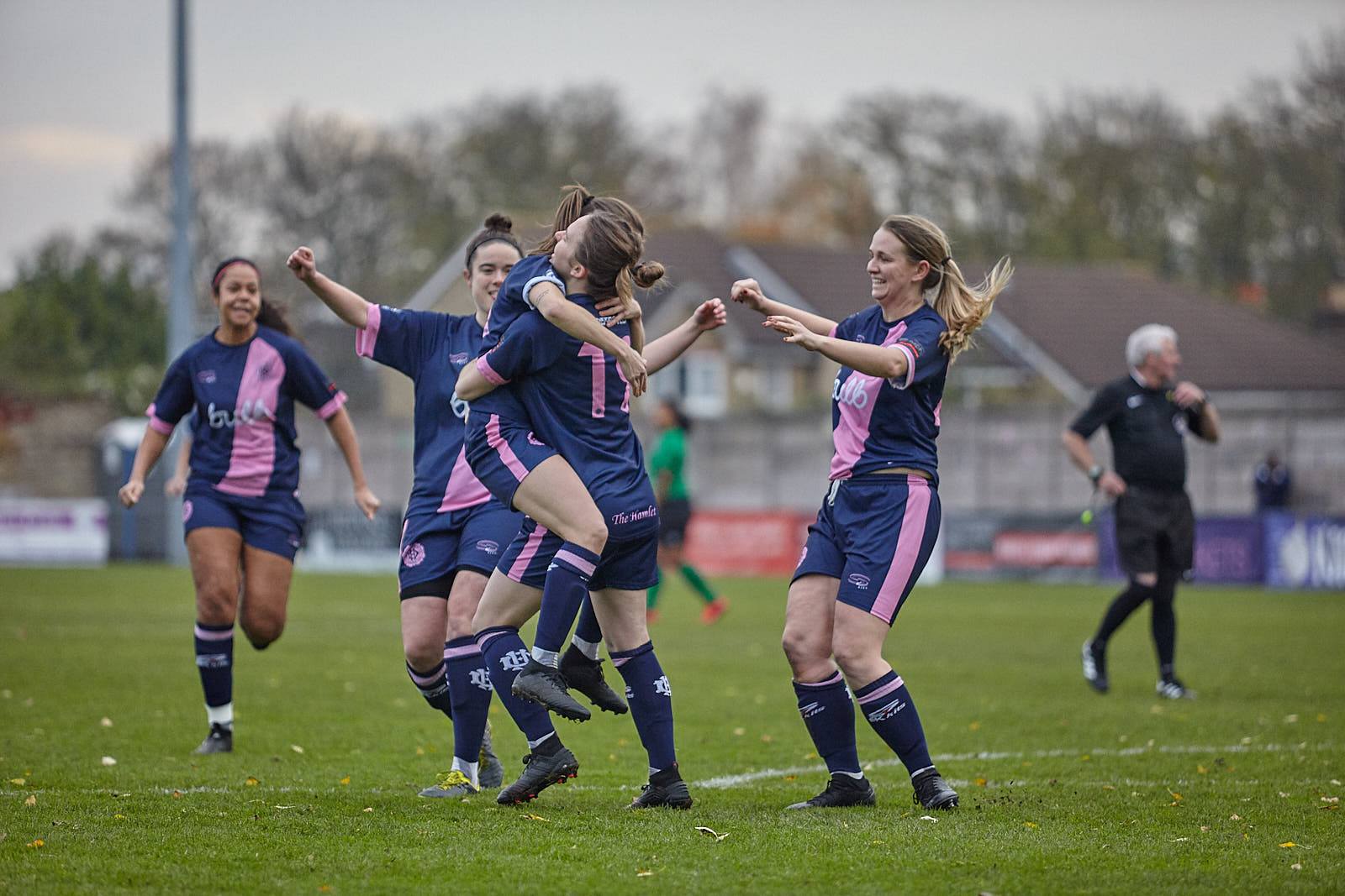 Sunday: Fulham vs Dulwich Hamlet