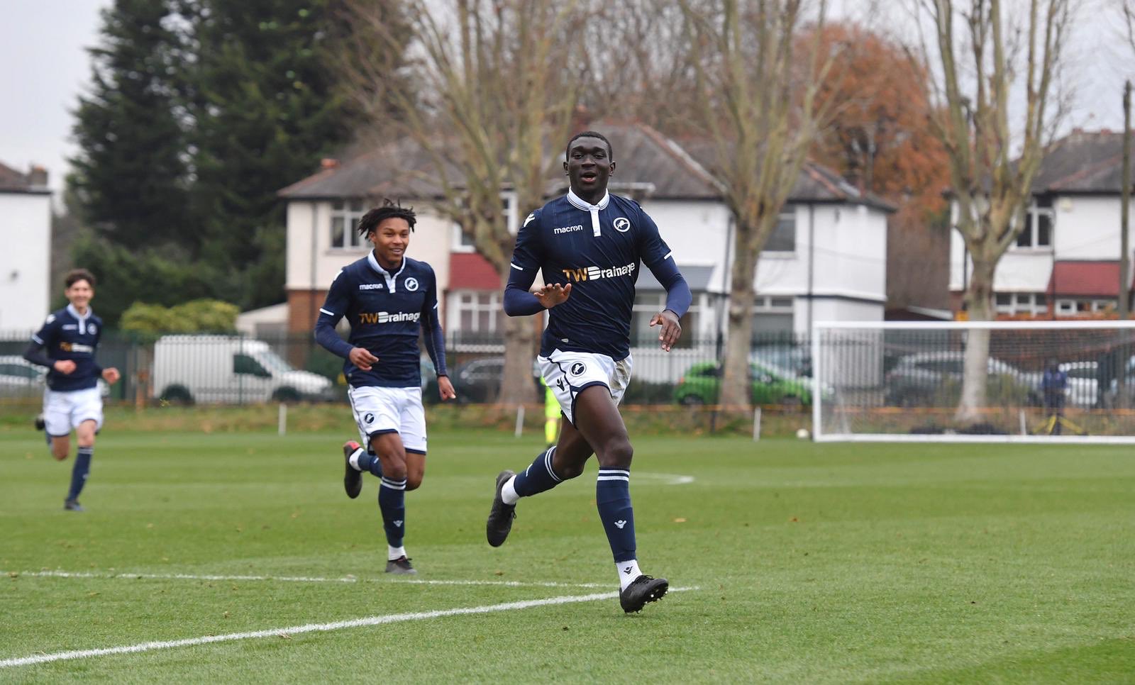 Jesse Debrah signs on loan