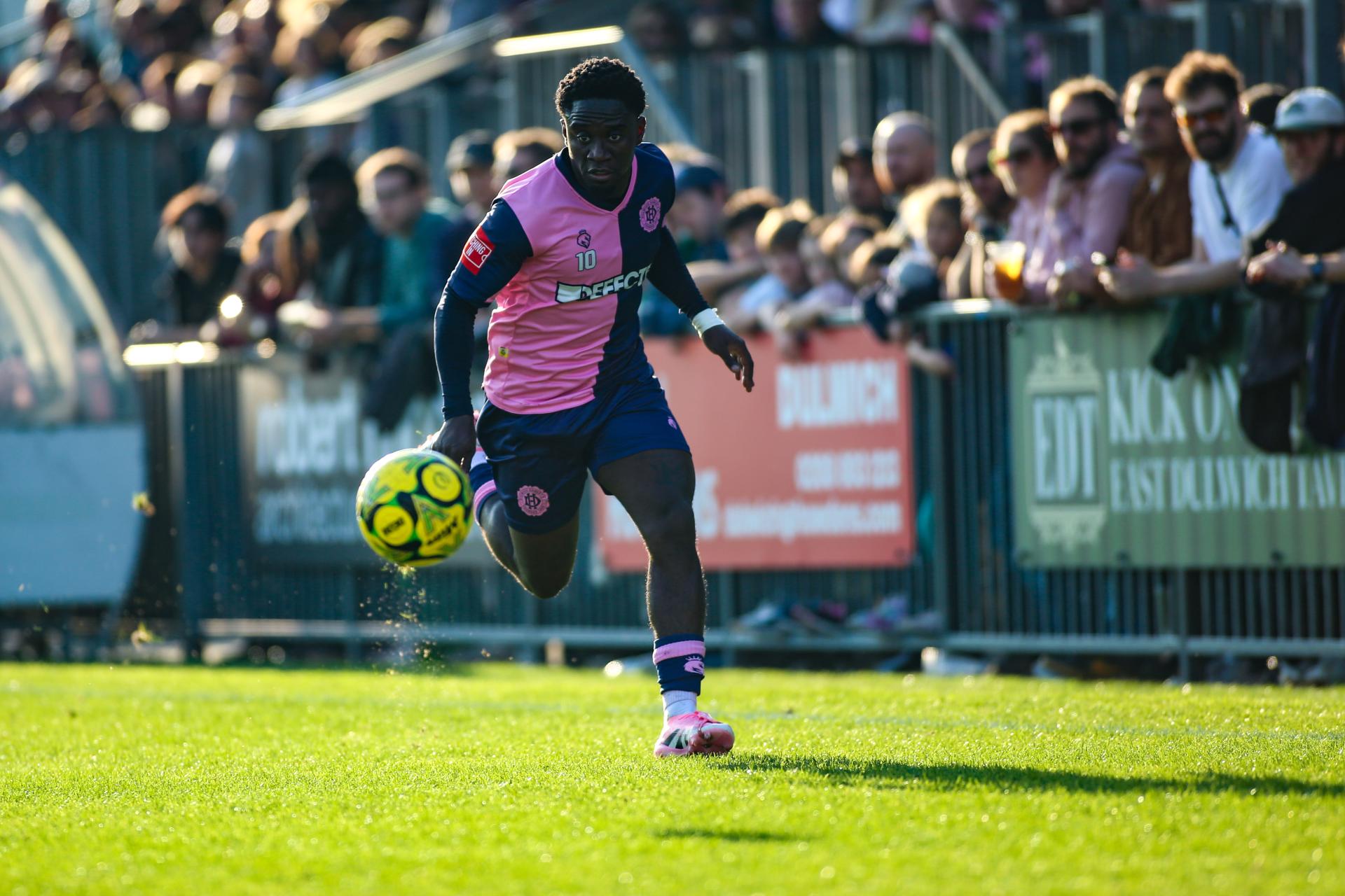 IN PHOTOS | Dulwich Hamlet 1 -1 Cray Wanderers