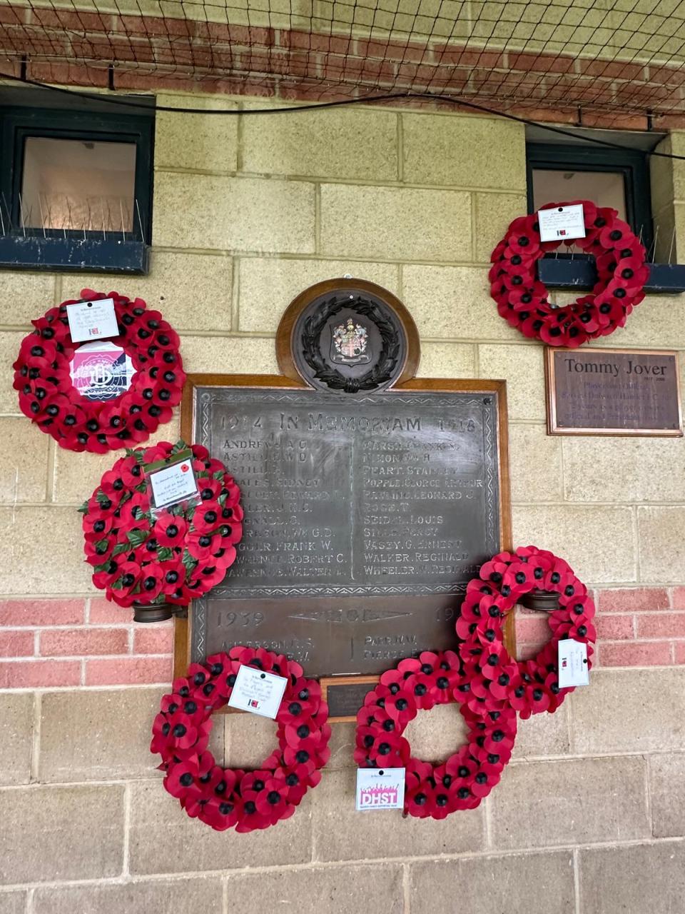 REMEMBRANCE WEEKEND, CEREMONY, TALKS & BOOKLETS